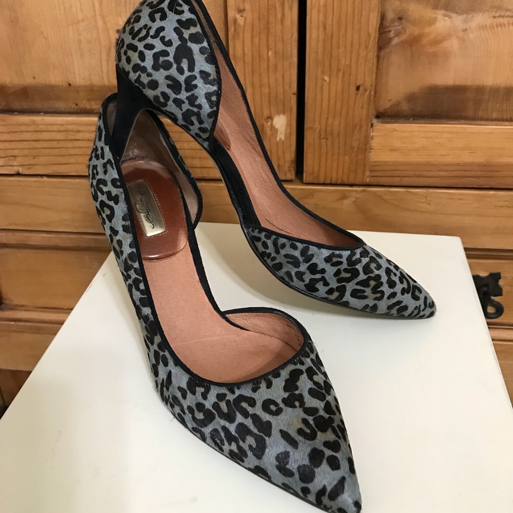 HALOGEN Died Calf Hair Pump